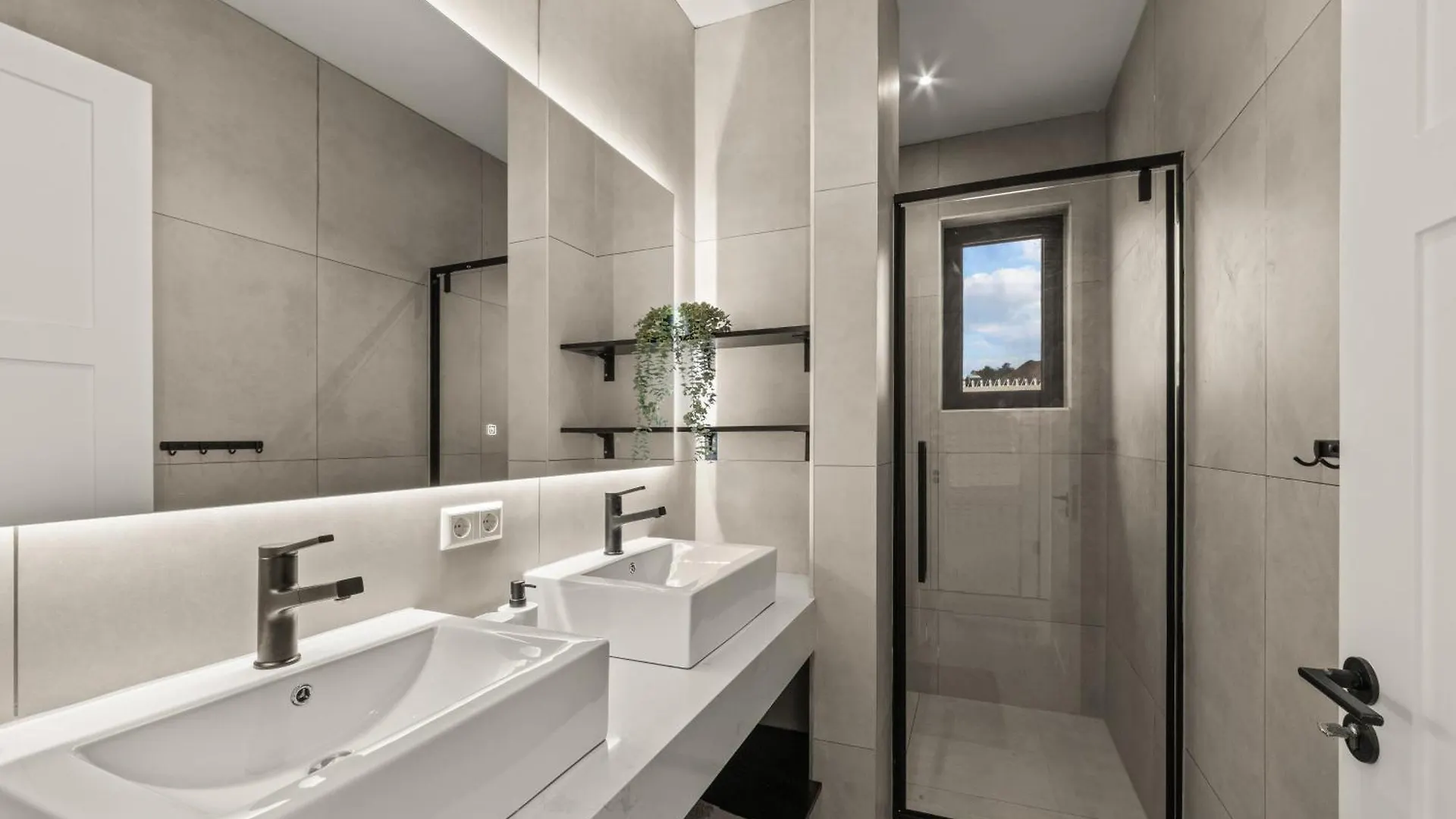 Mambo Apartments 빌렘스타트 0*,