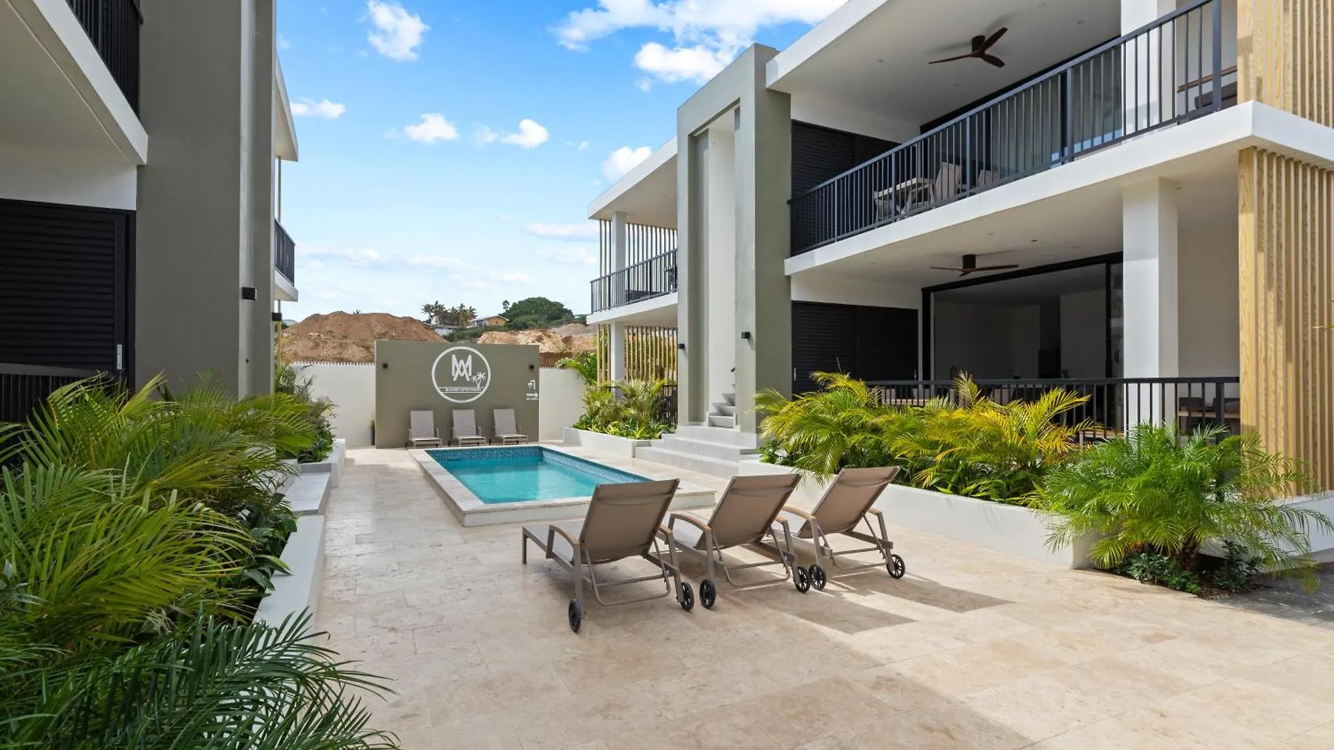 Mambo Apartments Luxe En Modern Nabij Mambo Beach Willemstad
