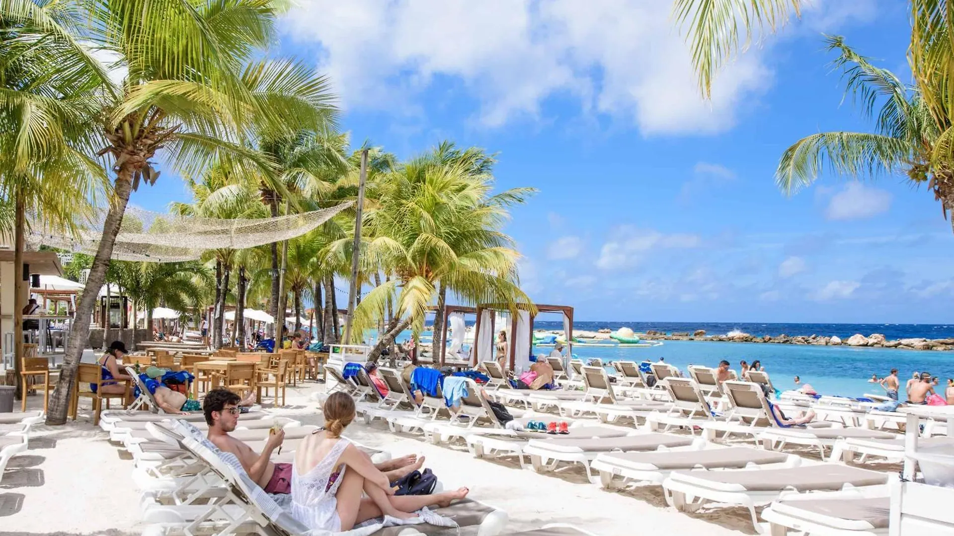 Mambo Apartments Luxe En Modern Nabij Mambo Beach Willemstad