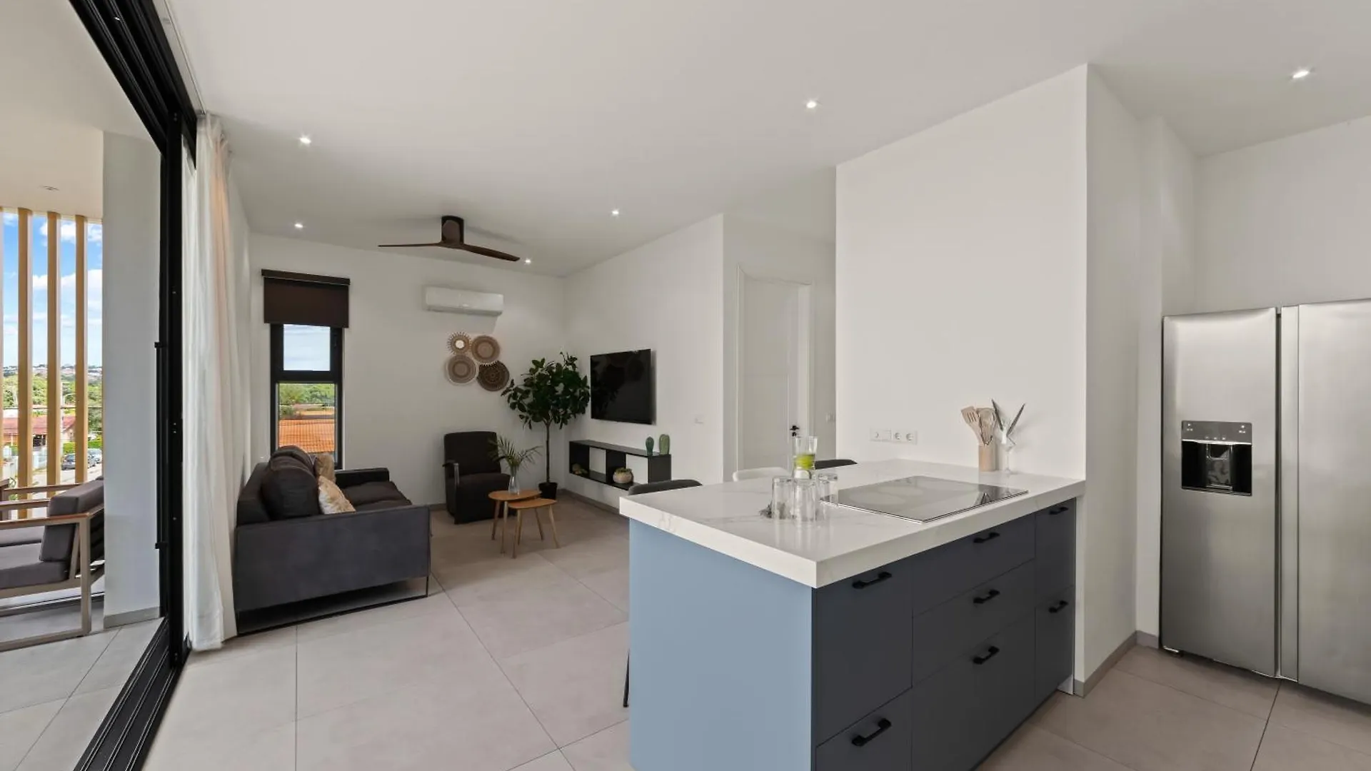 Mambo Apartments Luxe En Modern Nabij Mambo Beach Willemstad