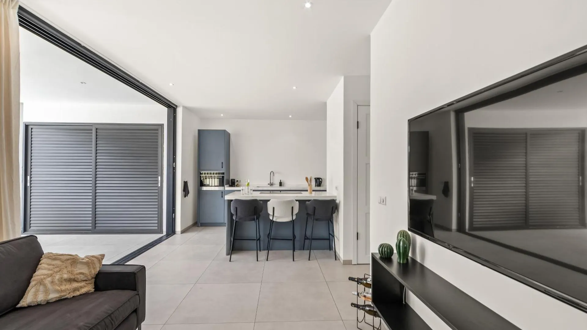 Mambo Apartments Luxe En Modern Nabij Mambo Beach Willemstad